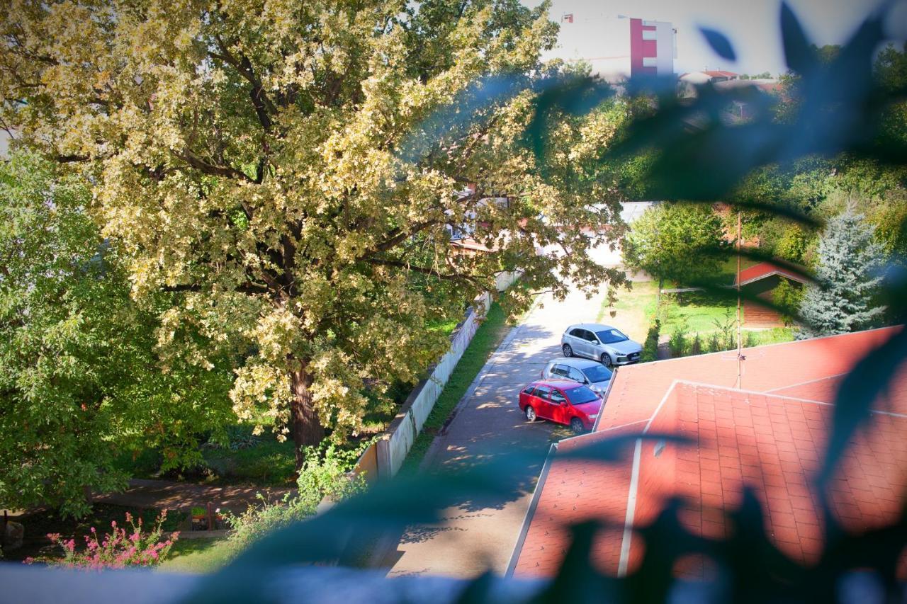 Apartment Aurelius - Private Parking Osijek